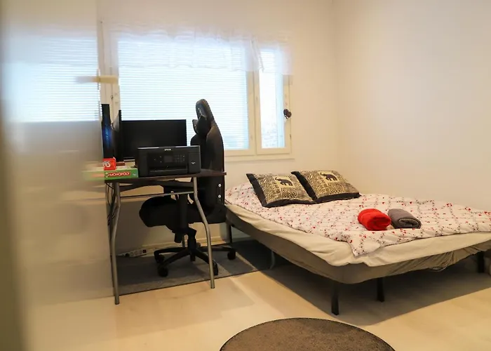Modern Semi-Detached House With Wonderful Location!